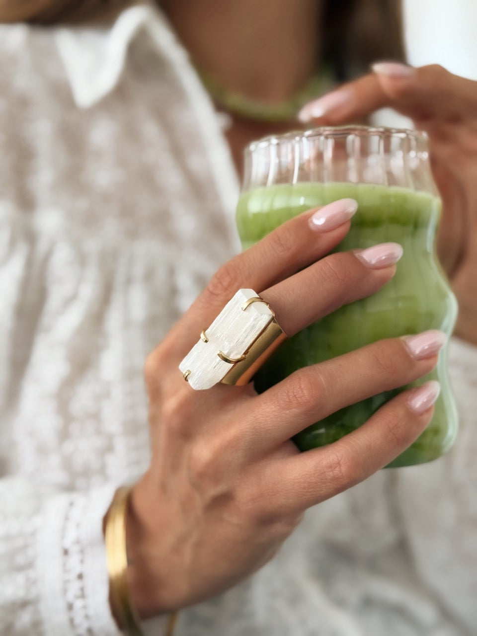 La Bague Sélénite - Exception